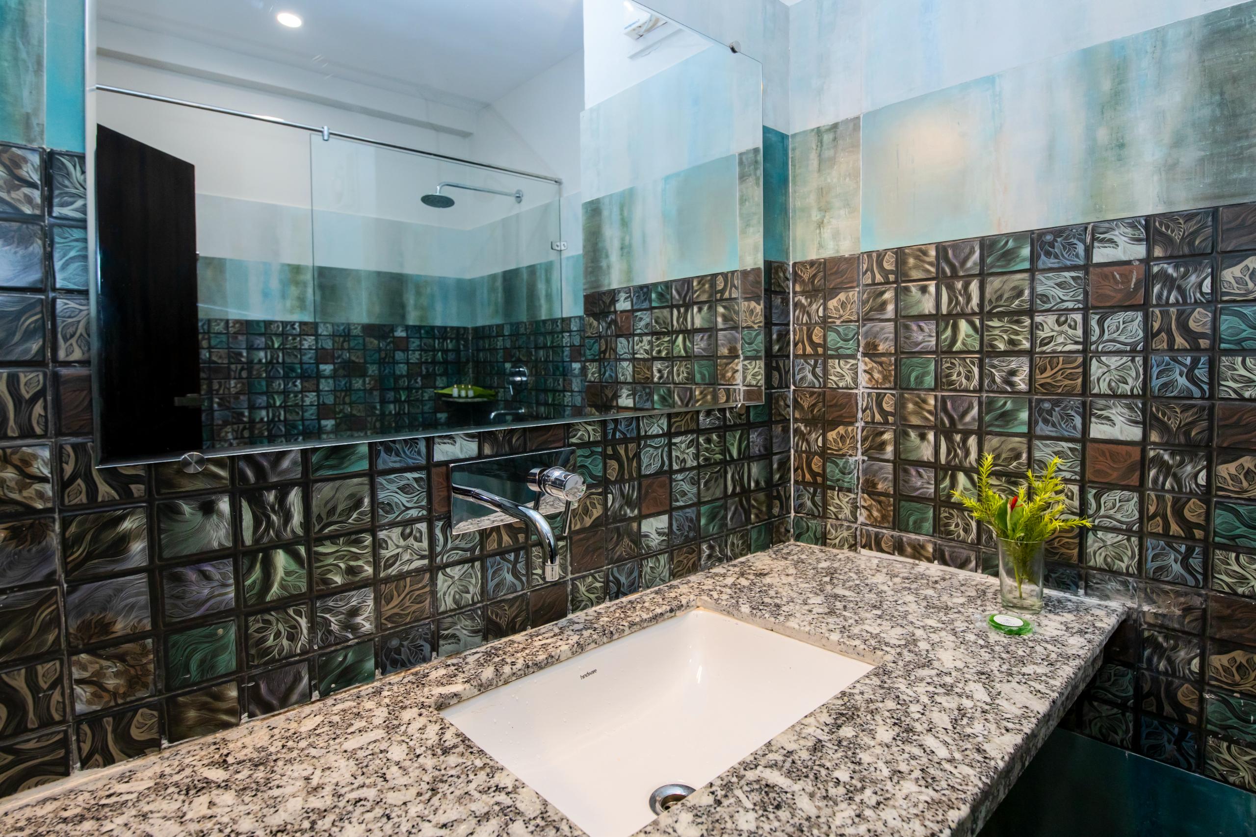 Super Deluxe Room 13