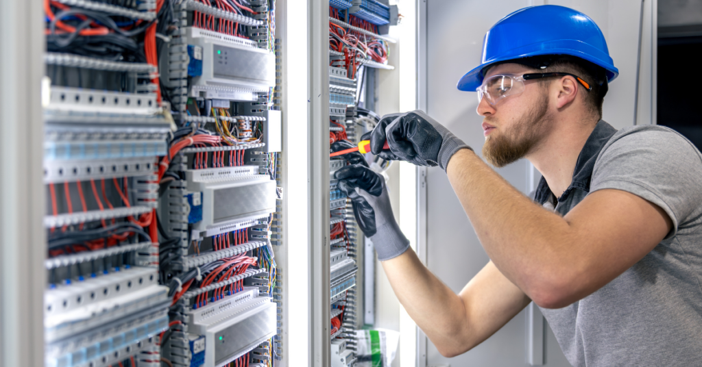 Commercial vs Industrial Electrician